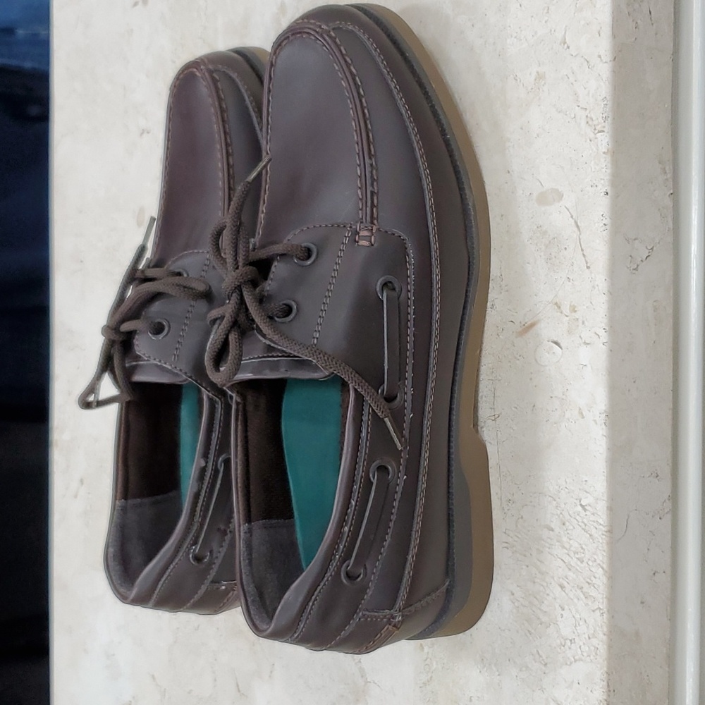 Route 66 shoes men's size 7.5 brown deck shoes